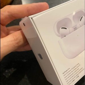 AirPods pro